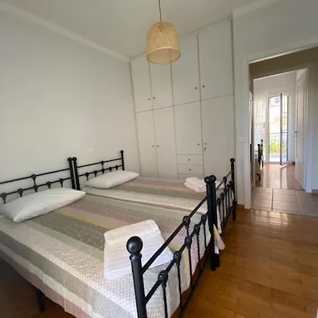 Thisvi's - In The Heart Of The Center Apartament Argostoli (Kefalonia)